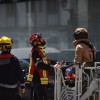 Os bombeiros eliminan un niño de velutinas
