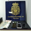 Obxectos intervidos polo GPD a detidos por tráfico de cocaína