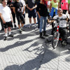 Adestramento de atletas con discapacidade que participarán na carreira PonteNoite 5+5