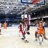 Partido entre Valencia Basket y As Mónaco del IX Torneo EncestaRías en el Pabellón Municipal 