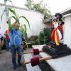 Tradicional procesión del Santiaguiño para recoger las uvas y el maíz