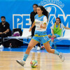 Carolina Pedreira e Débora Lavrador, no partido de liga entre Poio Pescamar e Marín Futsal na Seca