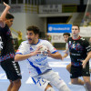 Alejandro Conde, en el partido entre Club Cisne Balonmano y Sinfín en el Príncipe Felipe de la temporada 22-23