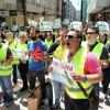 Os traballadores de Ence concentráronse ás portas da comida-mitin do PSOE e reuníronse coa ministra de Traballo
