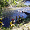 Os bombeiros reciben formación de rescate en augas bravas