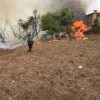 Axente da Garda Civil de Pontevedra ataca un lume no domingo negro da vaga de incendios