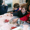 Os nenos do Crespo Rivas visitaron o Mercado de Abastos