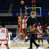 Partido entre Valencia Basket ey As Mónaco do IX Torneo EncestaRías no Pavillón Municipal 