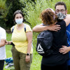 Celebración despois do rescate dun octoxenario desaparecido en Marín 
