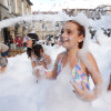 Fiesta de la espuma en A Pedreira por la vuelta al cole