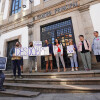 Familias de los colegios de A Xunqueira, antes del Pleno de la Corporación 