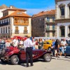 Concentración de vehículos clásicos e antigos na praza de España