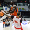 Partido entre Valencia Basket ey As Mónaco do IX Torneo EncestaRías no Pavillón Municipal 