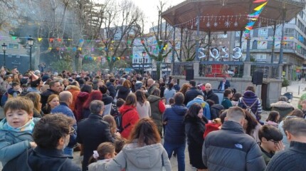 Festa infantil de fin de ano en Marín