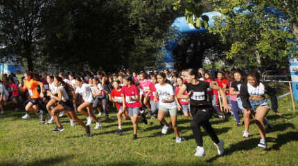 Campeonato Escolar Zonal de Campo a Través 2023 en la Illa das Esculturas