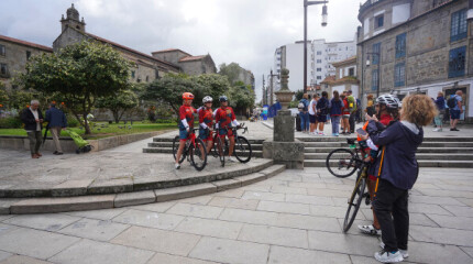 Pontevedra disfruta con el ambiente de la Gran Final de las Series Mundiales de Triatlón