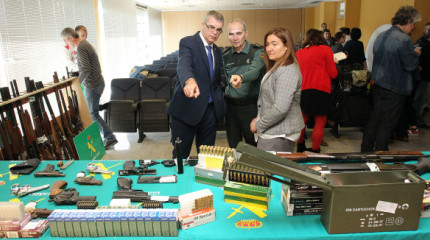 La Guardia Civil desmantela un taller clandestino de armas 