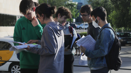 Primera jornada de exámenes de la ABAU en el campus de Pontevedra