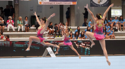 Celebración de los campeonatos de España de gimnasia acrobática en el Municipal