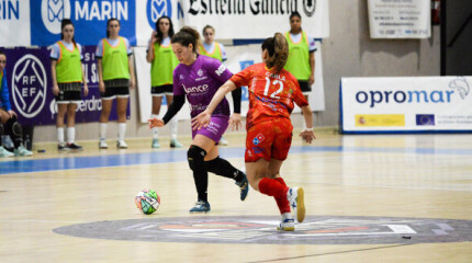 Partido de liga entre Marín Futsal y Poio Pescamar en A Raña