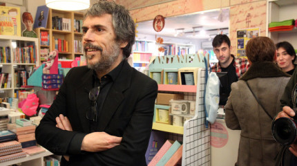 Iván Ferreiro presenta en Pontevedra a súa biografía