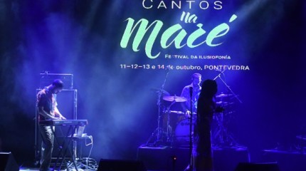 Actuacións de Selma Uamusse, Chico César e Mercedes Peón en Cantos na Maré 2018