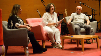 Homenaje a Maria Fe Quesada y Manuel Lourenzo en el Salón do Libro