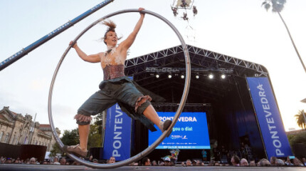 Actuación de Pablo Méndez Performance tras a inauguración da Gran Final das Series Mundiais