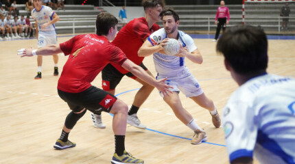 Imágenes del Torneo Peregrina entre Cisne, Ademar Léon y Oviedo