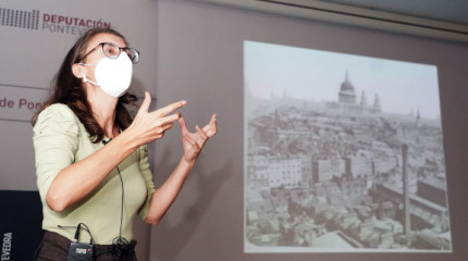 Curso 'Alegatos a medida. Indumentaria do século XX' en el Museo de Pontevedra