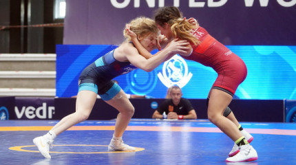 La lucha femenina entra en escena en el Campeonato del Mundo Sub-23 de Pontevedra