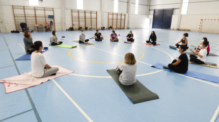 Taller de Bodyfulness en el pabellón del CEIP A Xunqueira II