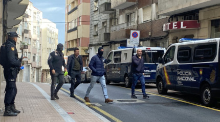 Operación policial en la calle Mestre Soutullo