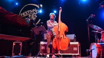 El jazz 'made in Galicia' de Abe Rábade resuena en A Ferrería