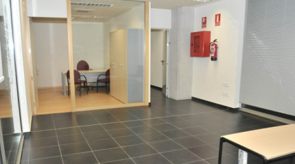 Aspecto de las nuevas oficinas del Pontevedra en Pasarón