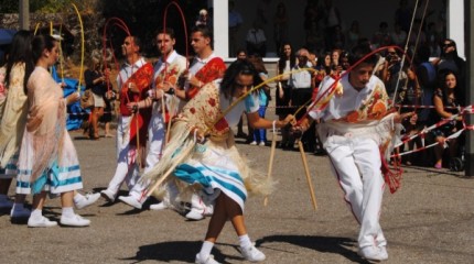 Danza tradicional na honra á Virxe dos Dolores en Anceu (Ponte Caldelas)