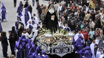 Procesión do Santo Enterro de Venres Santo en Pontevedra