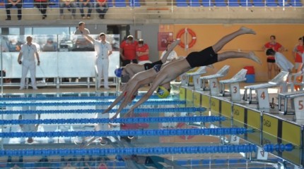 Ponte Muíños acoge el Campeonato Gallego Infantil de Verano de natación