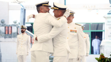 Ignacio Cuartero Lorenzo toma o mando da Escola Naval de Marín