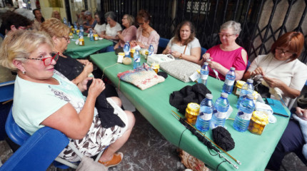 Celebración do Día Mundial de Tecer en Público nas galerías da Oliva