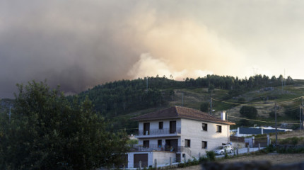 Incendio no monte da Fracha