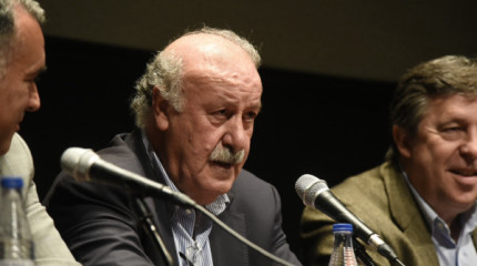 Vicente Del Bosque e Juan Cota na terceira charla do aniversario do Pontevedra
