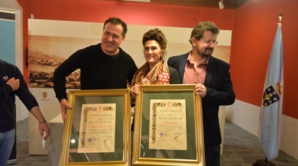 Migallas Teatro y Luis Davila recogen el premio Xoán Manuel Pintos