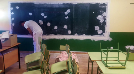 Obras de mantenimiento en los colegios de Marín
