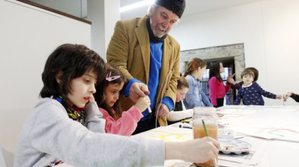 Antón Sobral ofrece una clase de pintura en Taller Abierto